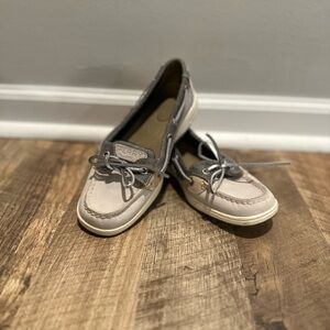 Sperry Women's Gray and White Angelfish Boat Shoes